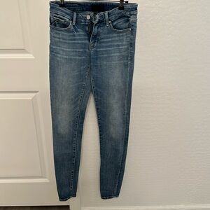 Buckle black, skinny jeans